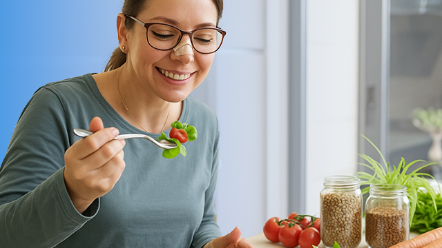 چند ساعت قبل از عمل بینی نباید چیزی خورد؟